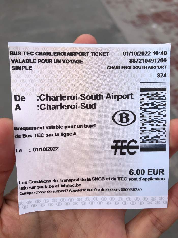 比利時Charleroi機場到車站的公車車票為六歐