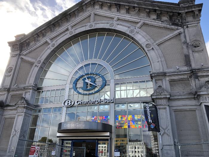 比利時Charleroi火車站的大門